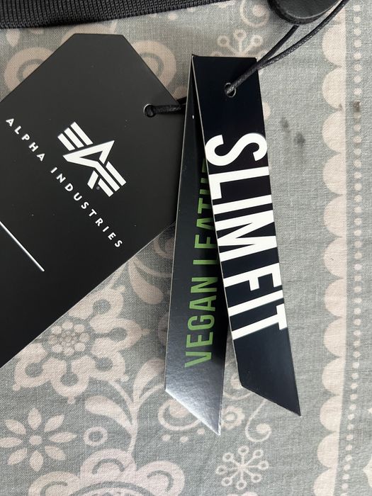 Яке Alpha Industries