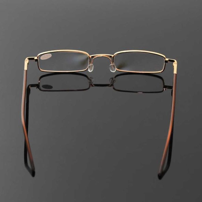 Очила за четене с различно увеличение