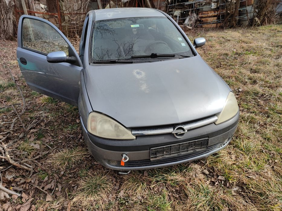 Opel corsa 1.0 на части