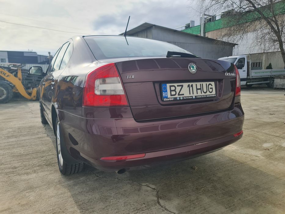 Skoda Octavia Elegance 1.6 TDI 105 CP – Xenon, Climatronic