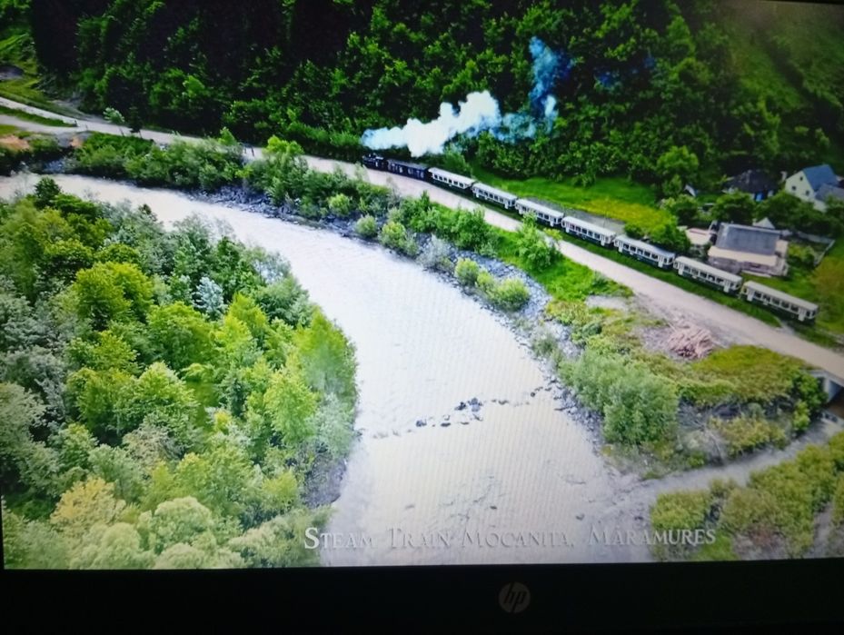 Laptop AMD A10-5750M cu Radeon HD 8650G integrată, 8GB RAM, Windows 10