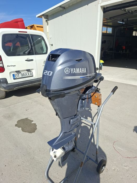 Motor de barca Yamaha 20 cp