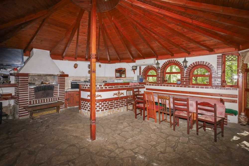 Продава се Къща в Средец - 528 кв.м за 919 €/кв.м - Снимка #19