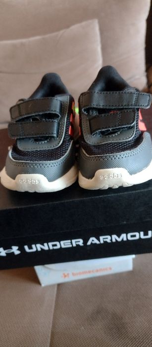 Маратонки Adidas