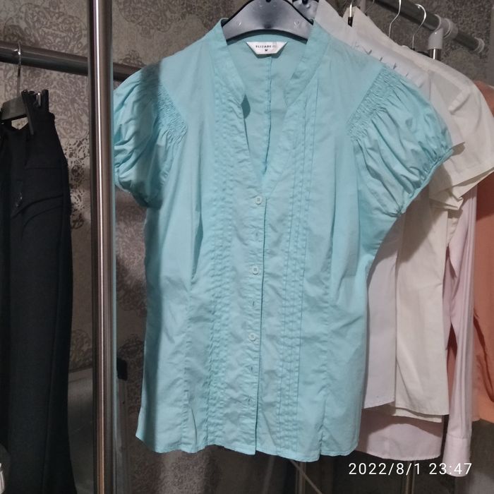 Белые разные рубашки! Р-р 42-44!