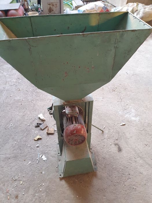 Дробилка сотилади