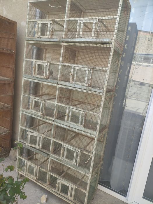 Клетки для попугаев