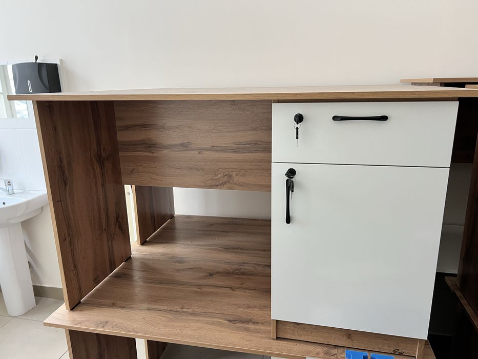 Рабочие компьютерные столы