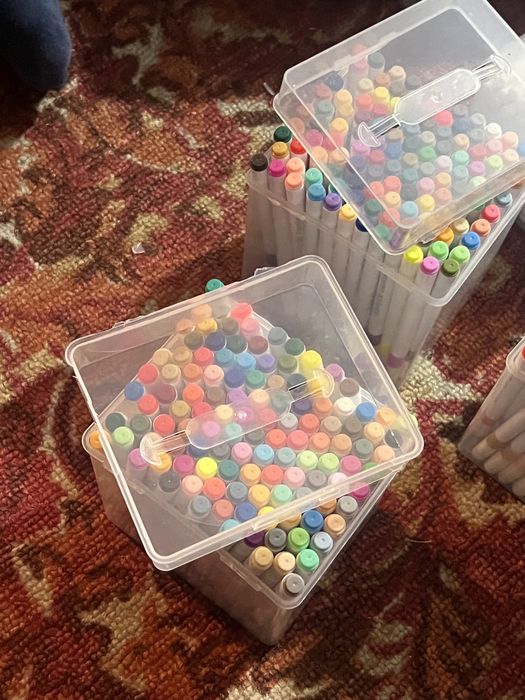 Набор фломастеров