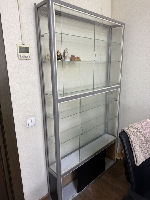 Продам витрины 2 штуки самовывоз
