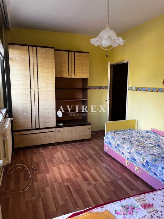 Продава се Тристаен апартамент в Пловдив, Тракия - 100 кв.м за 1353 €/кв.м - Снимка #9
