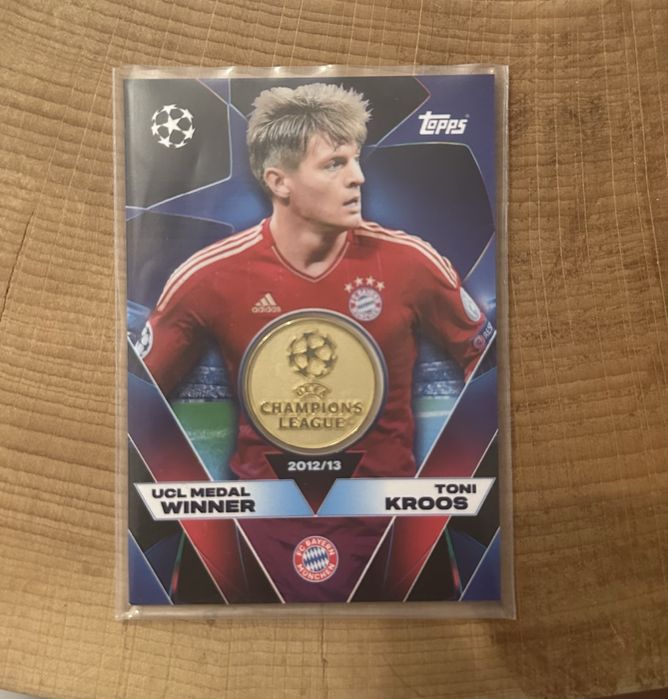 Cartonas Relic Toni Kroos Bayern Munchen Topps UCL Match Attax 2025