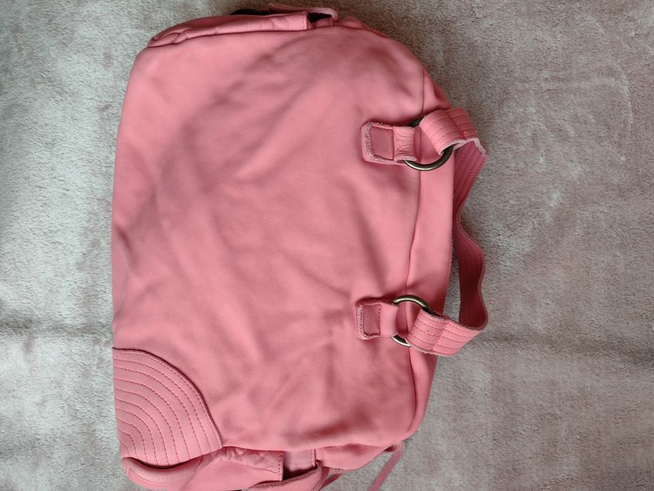 Дамска кожена чанта