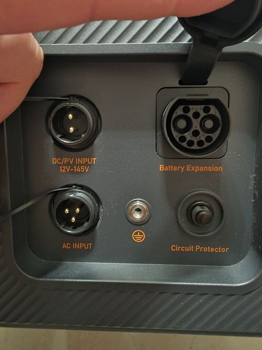 Acumulator statie de energie bluetti  AC200P L 2400W