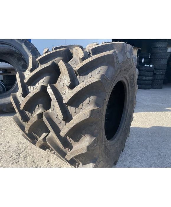 380/70 r20 bkt agrimax rt765 132a8/b tl 3807020  Cauciucuri tractor, Fiat, Case, Fendt, John Deere, New Holland, Massey Ferguson, UTB   Cauciucuri tra