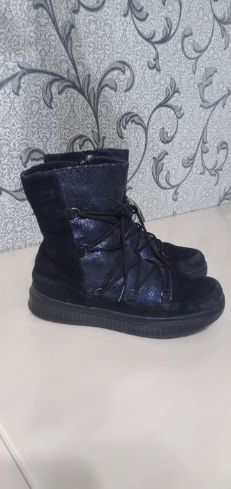 Продам подростковые полуботинки