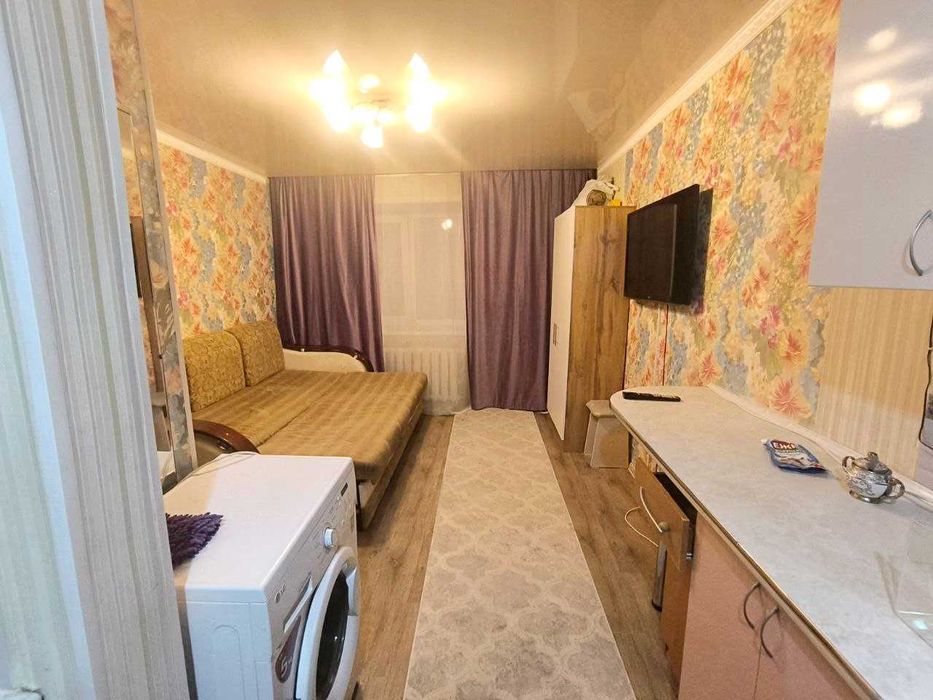 Продам однокомнатную Центр