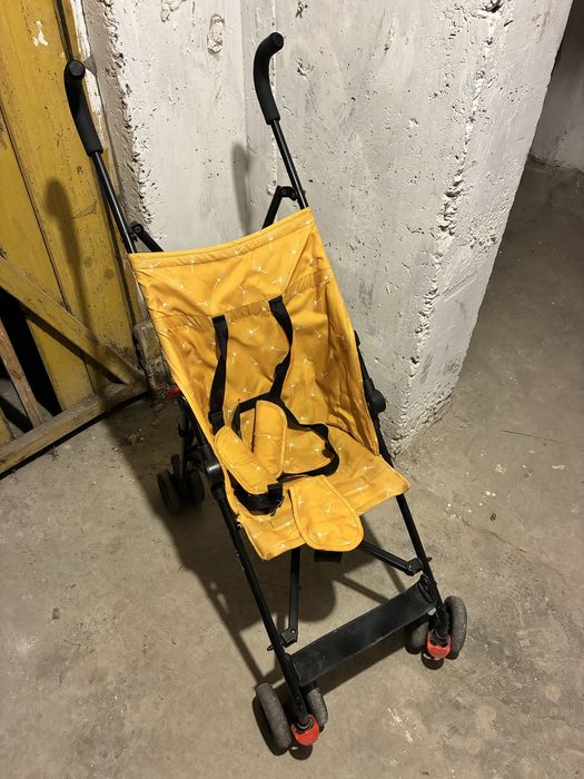 Cărucior sport tip umbrelă