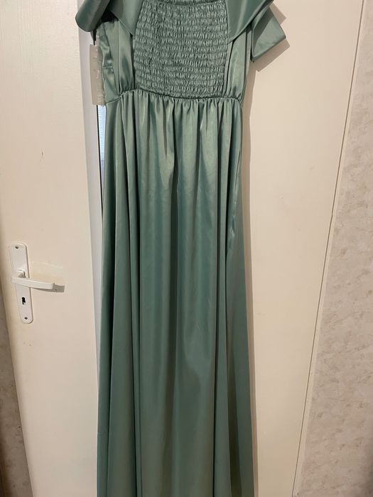 Продавам нова рокля