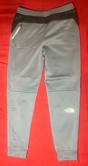 The North Face анцуг