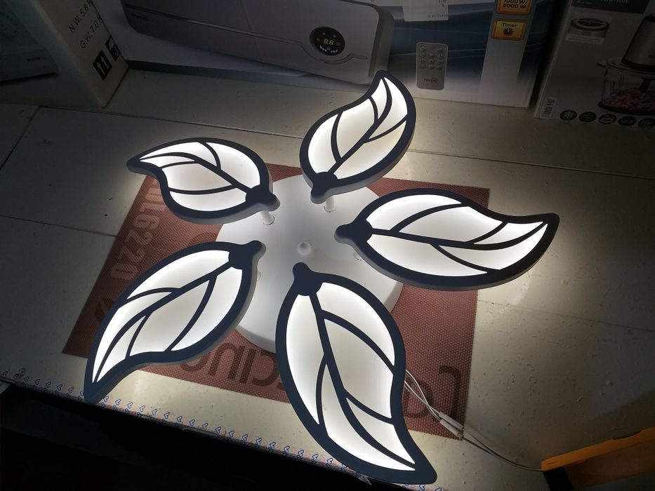 Lustra Model Floral MultiColar Cald Rece