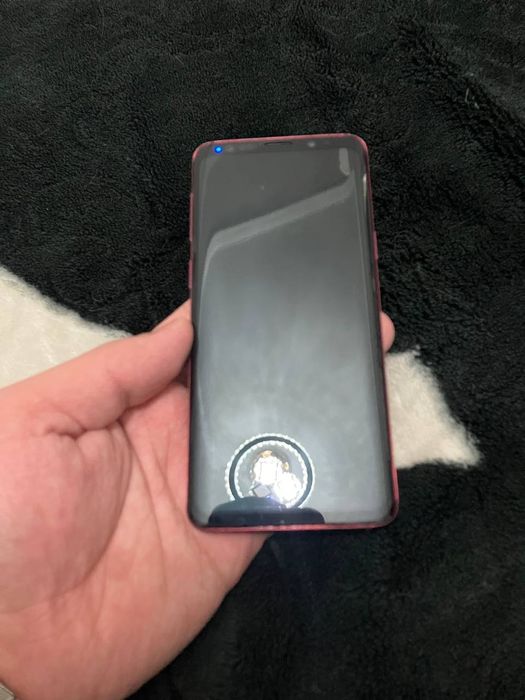 Срочно Samsung s9 64 gb red