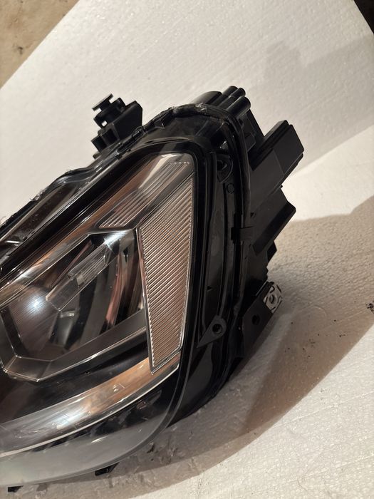 Ляв фар VW Tiguan