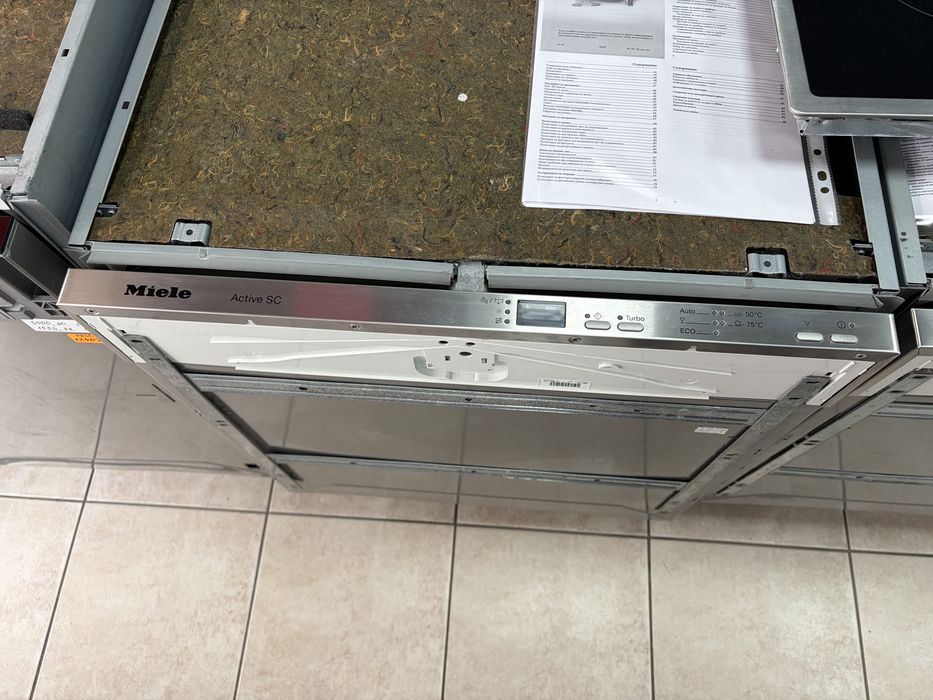Miele G 4263 scvi миялна за пълно вграждане. Произведена в Германия.24 мес гаранция