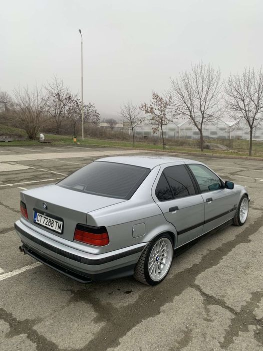 BMW e36 перфектна!!!