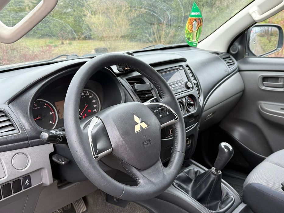 Mitsubishi L200 2.4 DI-D