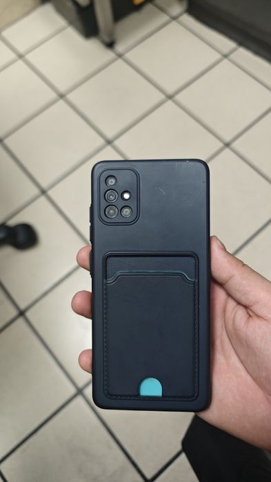 Samsung Galaxy A51 holati oʻrtacha