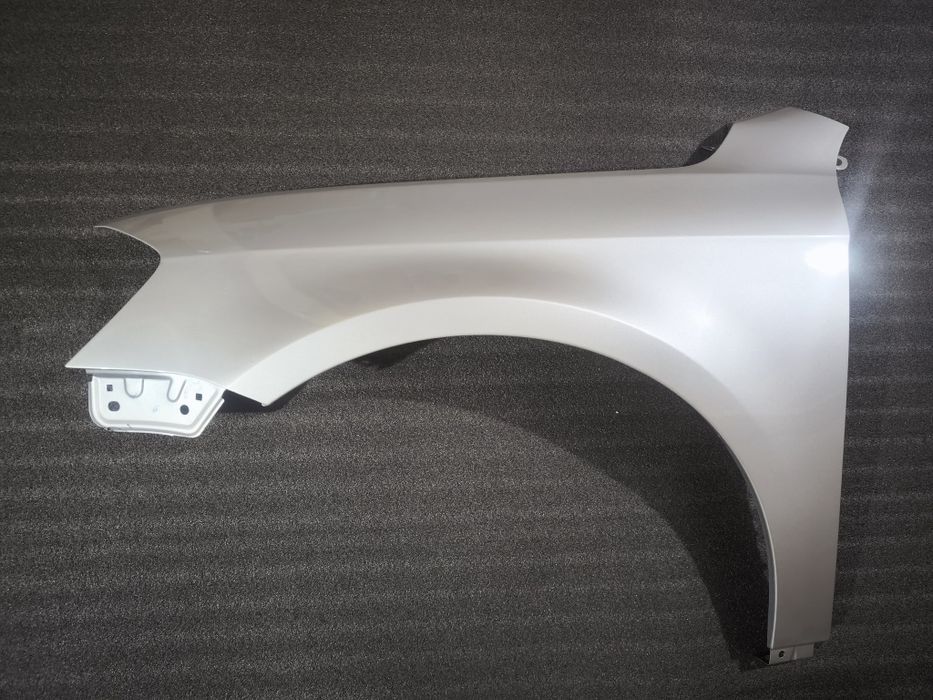 Aripa VW Passat B7 gri