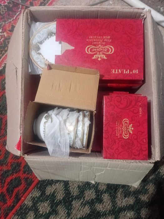 Sotiladi person 60 shtuk narsasì bor