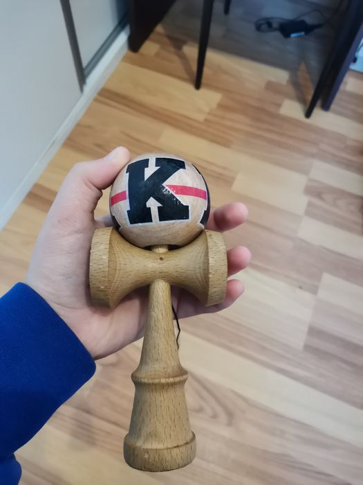 Vând kendama tama krom college Ken sweets prime