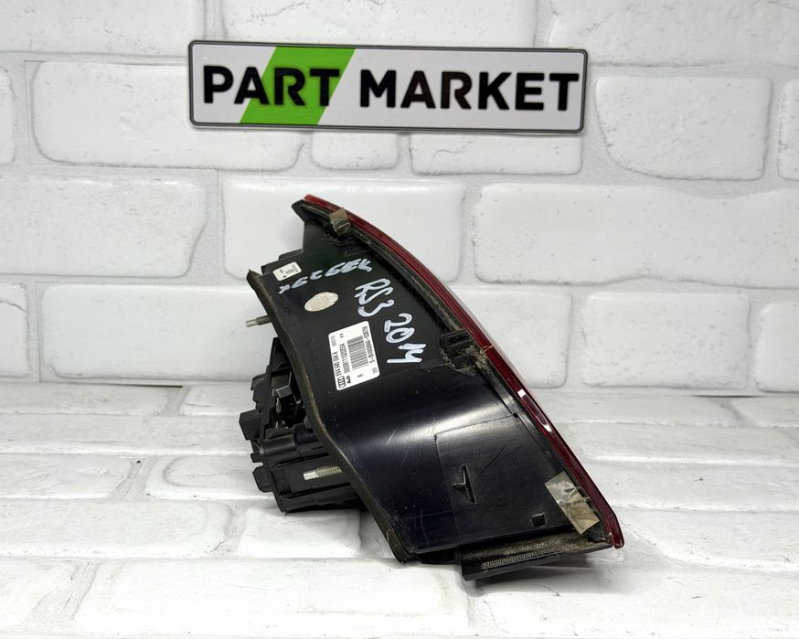 Десен вътрршен стоп AUDI A3 8V 8V4945094A