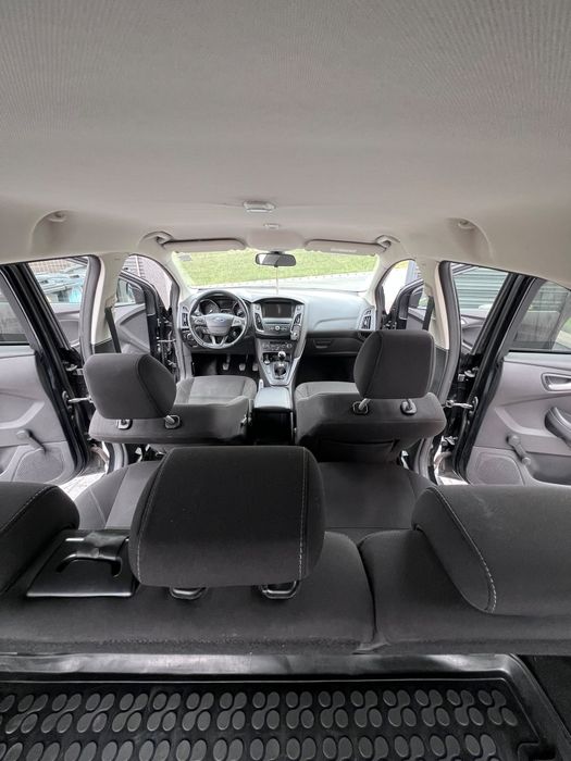 FORD Focus 2015 — imagine 5