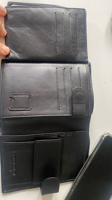 Мъжки кожен  портфейл Giorgio Armani