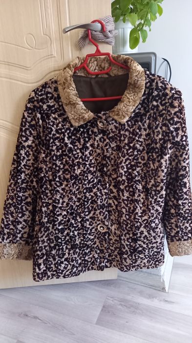 Продам вещи на осень