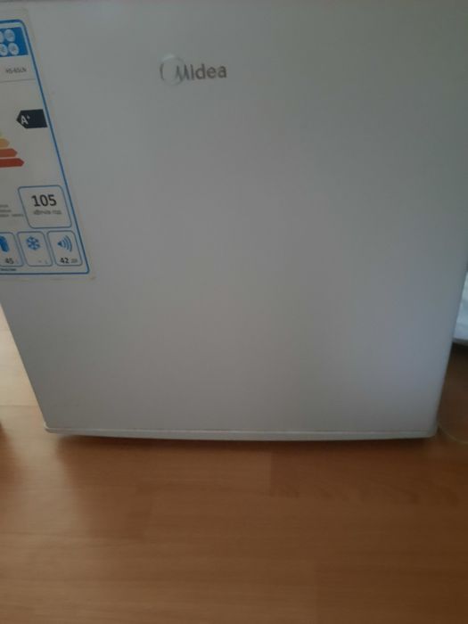 Продам холодильник