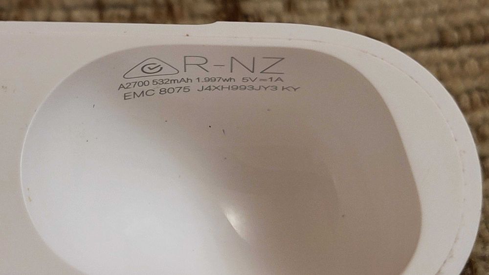 APPLE Casti Air Pods Pro 2  A2618 fuctionale