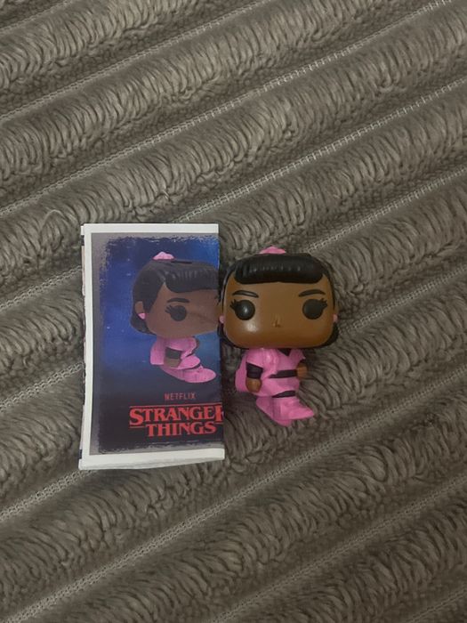 фигурка «эрика» kinder joy