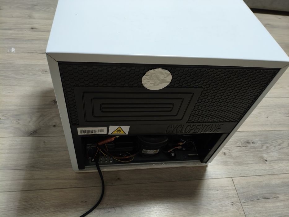 Продам холодильник!