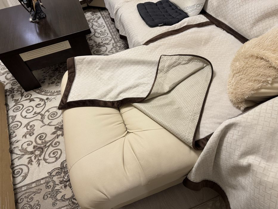 Продам диван угловой