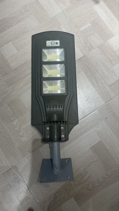Sotiladi Quyosh paneli svetlar