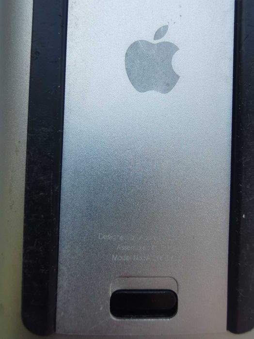 Apple Magic Mouse 1 -A1296  3Vdc + cutie si manuale de utilizare