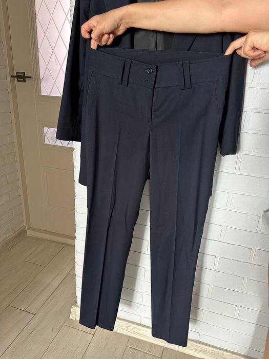 Брючный школьный костюм