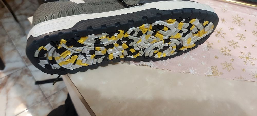 Adidasi lacoste barbati