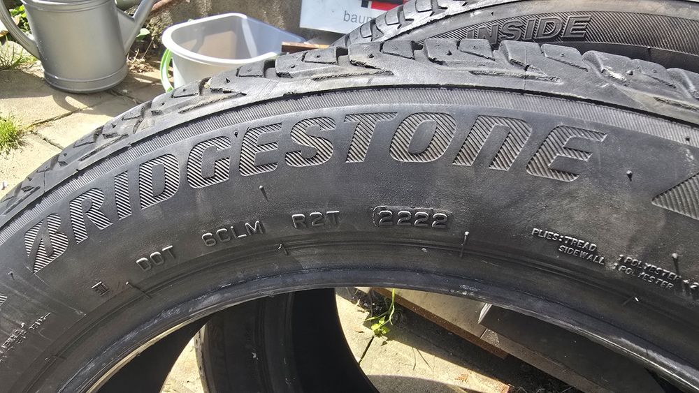 Комплект 4бр. летни гуми 215/55/17 Bridgestone Turanza T001
dot22
7+mm