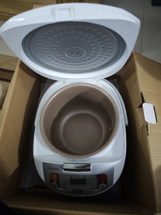 Multicooker PHILIPS Viva Collection HD3037/70