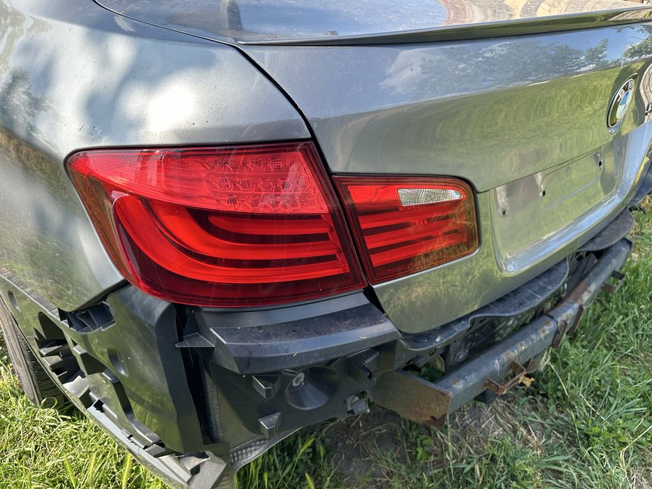Haion portbagaj bmw f10 stopuri lampi spate culoare A52